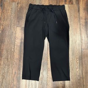 Lululemon black drawstring pants women’s 10